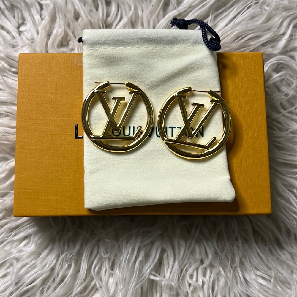 Womens earrings